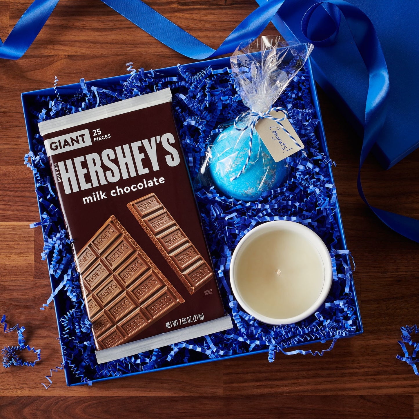 Hershey's Milk Chocolate Giant Candy, Bar 7.56 oz, 25 Pieces