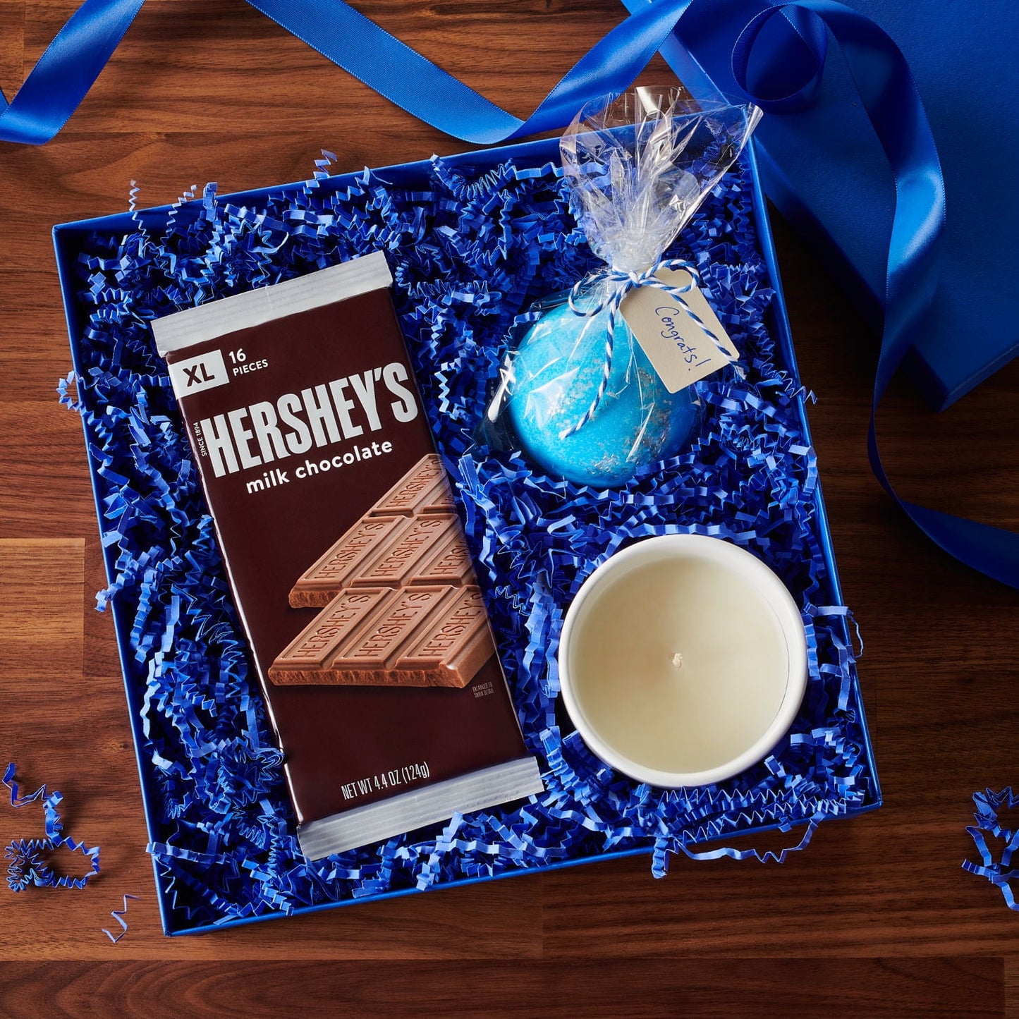 Hershey's Milk Chocolate XL Candy, Bar 4.4 oz, 16 Pieces