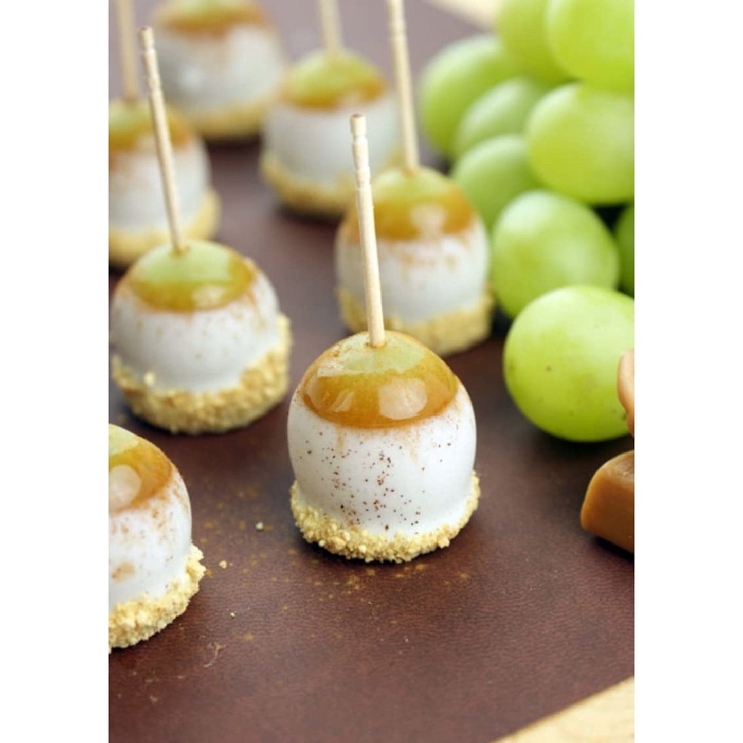 Diamond Classic Round Toothpicks, Toothpick Box, 800 Count Wood Toothpicks