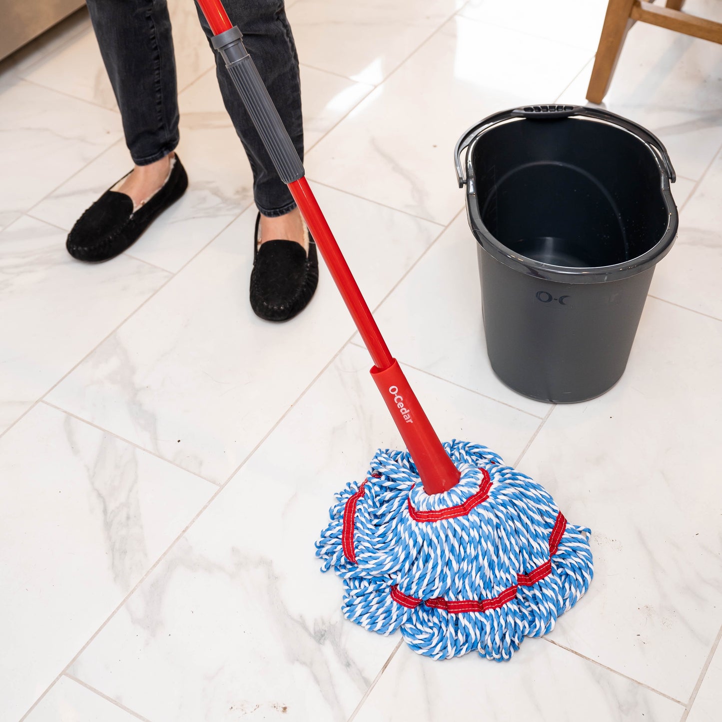 O-Cedar MicroTwist™ MAX Microfiber Mop, Removes 99% of Bacteria with Just Water