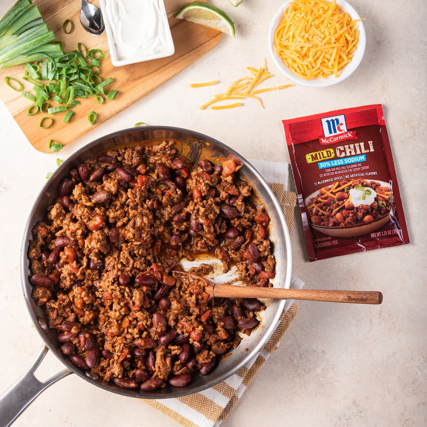 McCormick Chili Seasoning Mix - Mild 30% Less Sodium, 1.25 oz Mixed Spices & Seasonings