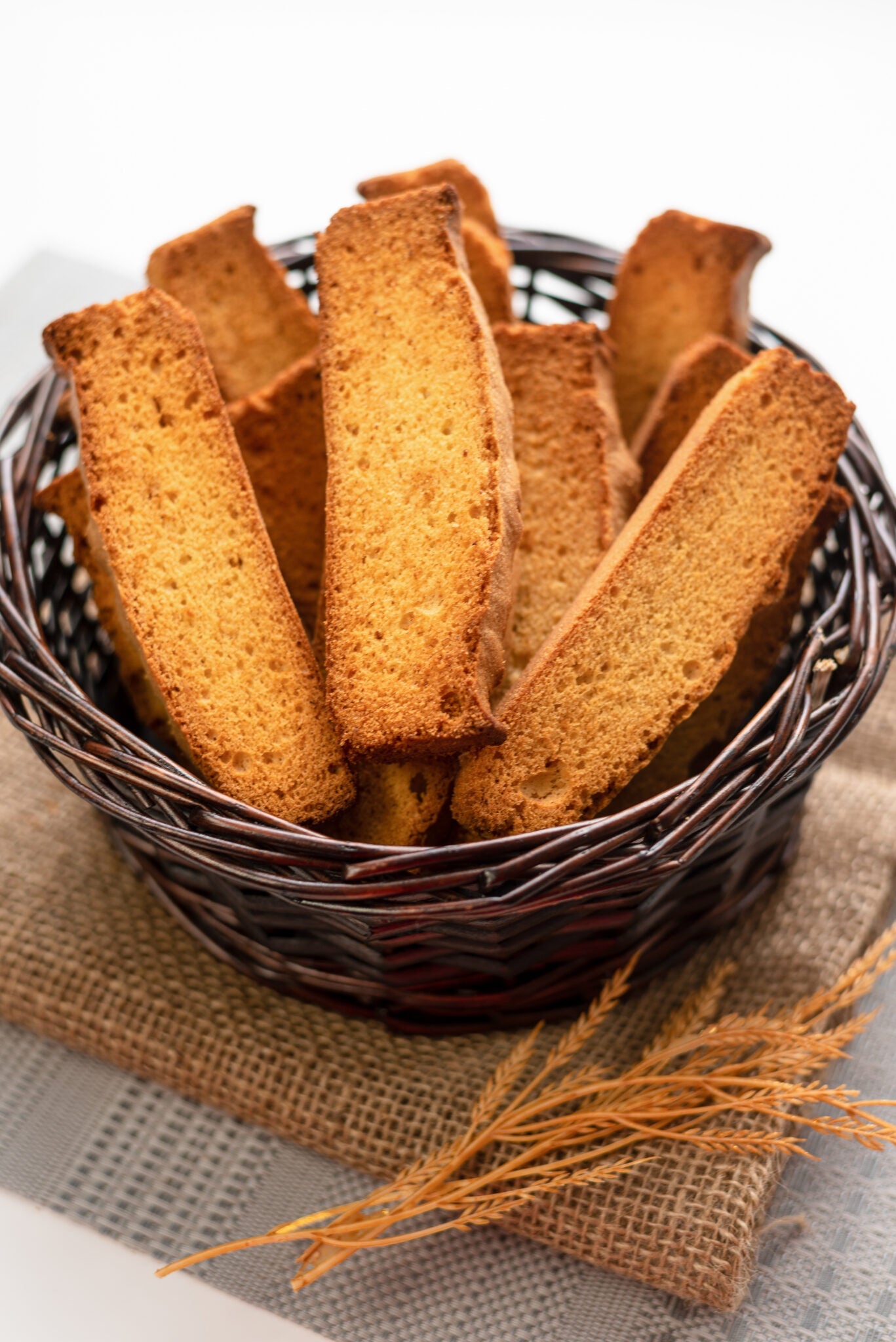 Premium Cake Rusk