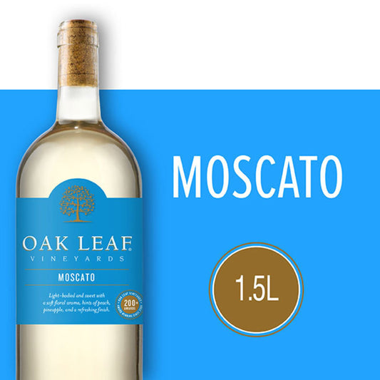 Oak Leaf Vineyards Moscato White Wine, 1.5 L Glass, ABV 10.00%