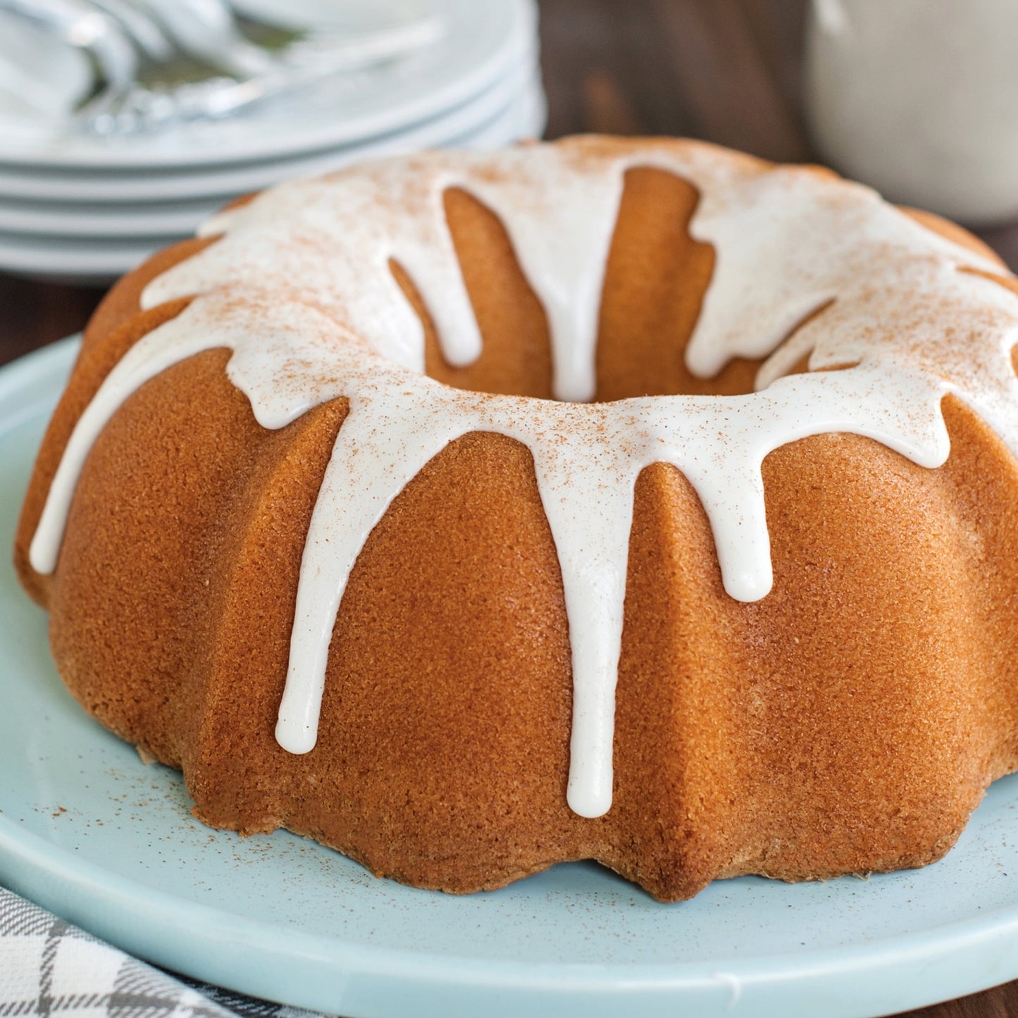 Nordic Ware Formed Aluminum Rose Gold Classic Bundt Pan, 12 Cup, 10.3" x 10.3" x 3.6"