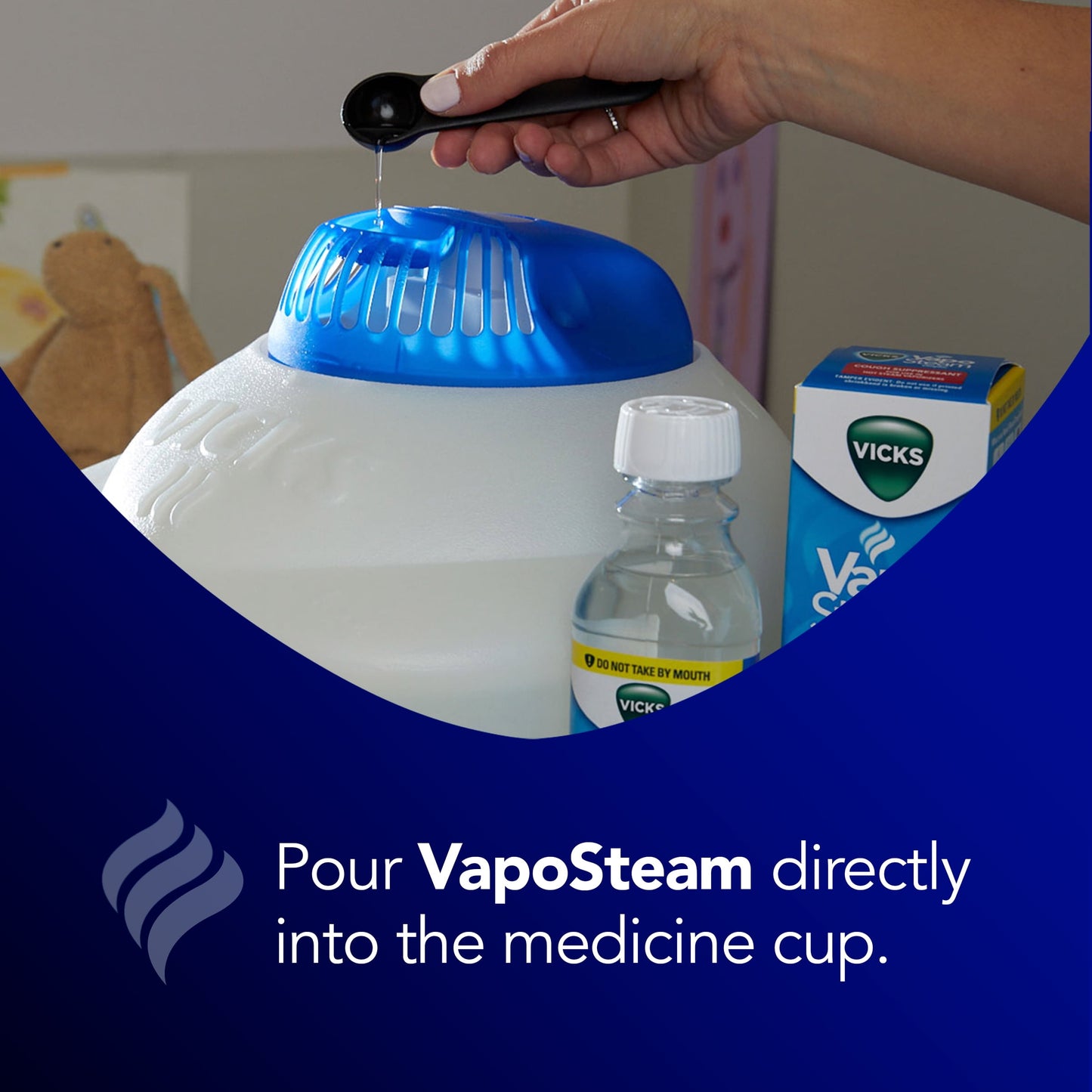 Vicks Vapo Steam Cough Suppressant, Liquid for Use in Vicks Hot Vaporizers, 8 fl oz, VIN008V1