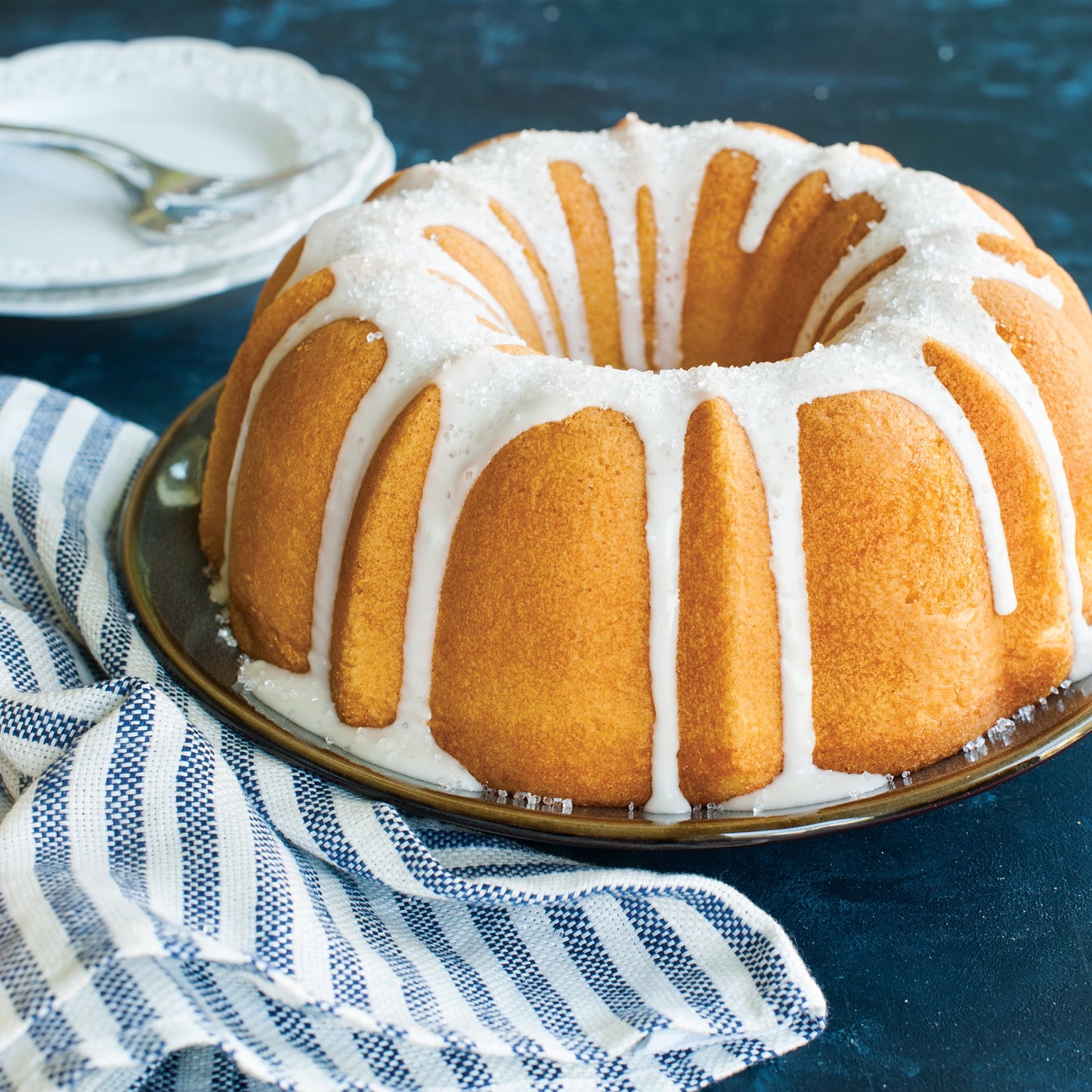 Nordic Ware Formed Aluminum Rose Gold Classic Bundt Pan, 12 Cup, 10.3" x 10.3" x 3.6"