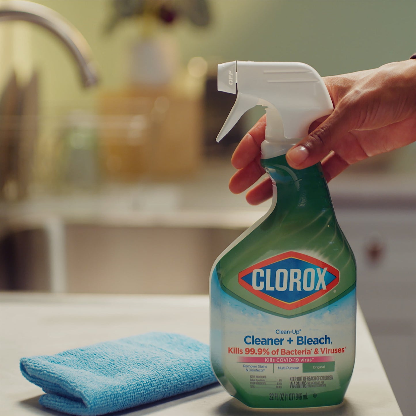 Clorox Clean-Up All Purpose Cleaner Spray with Bleach, Rain Clean, 32 oz