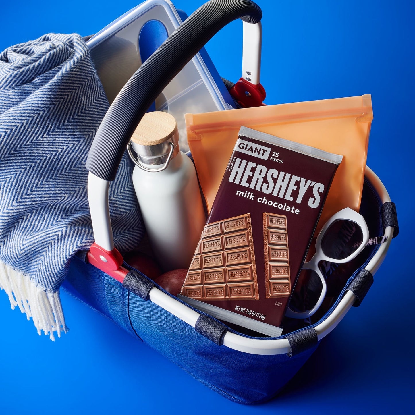 Hershey's Milk Chocolate Giant Candy, Bar 7.56 oz, 25 Pieces
