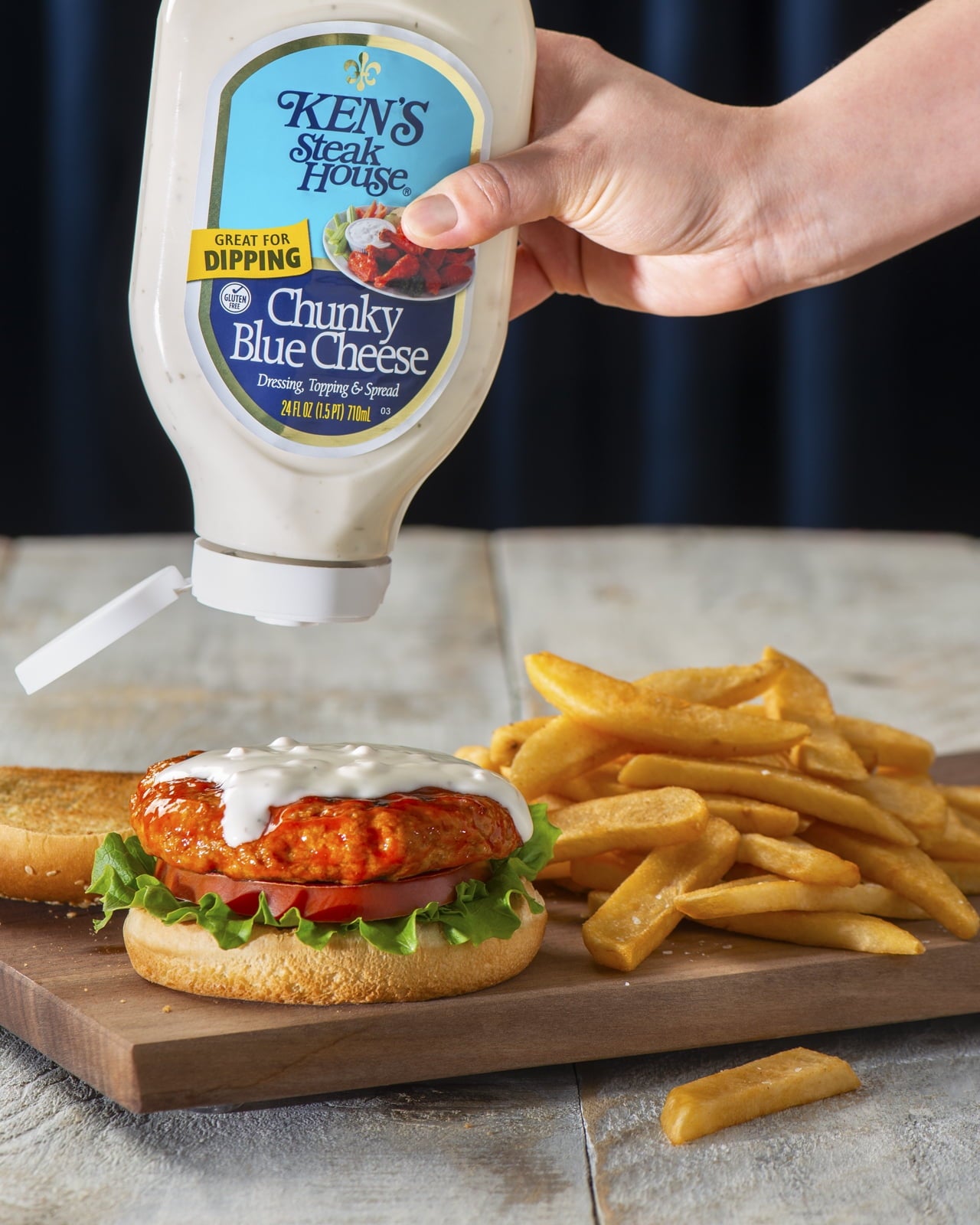 Ken's Steak House Chunky Blue Cheese Dressing, Topping & Spread 24 fl oz