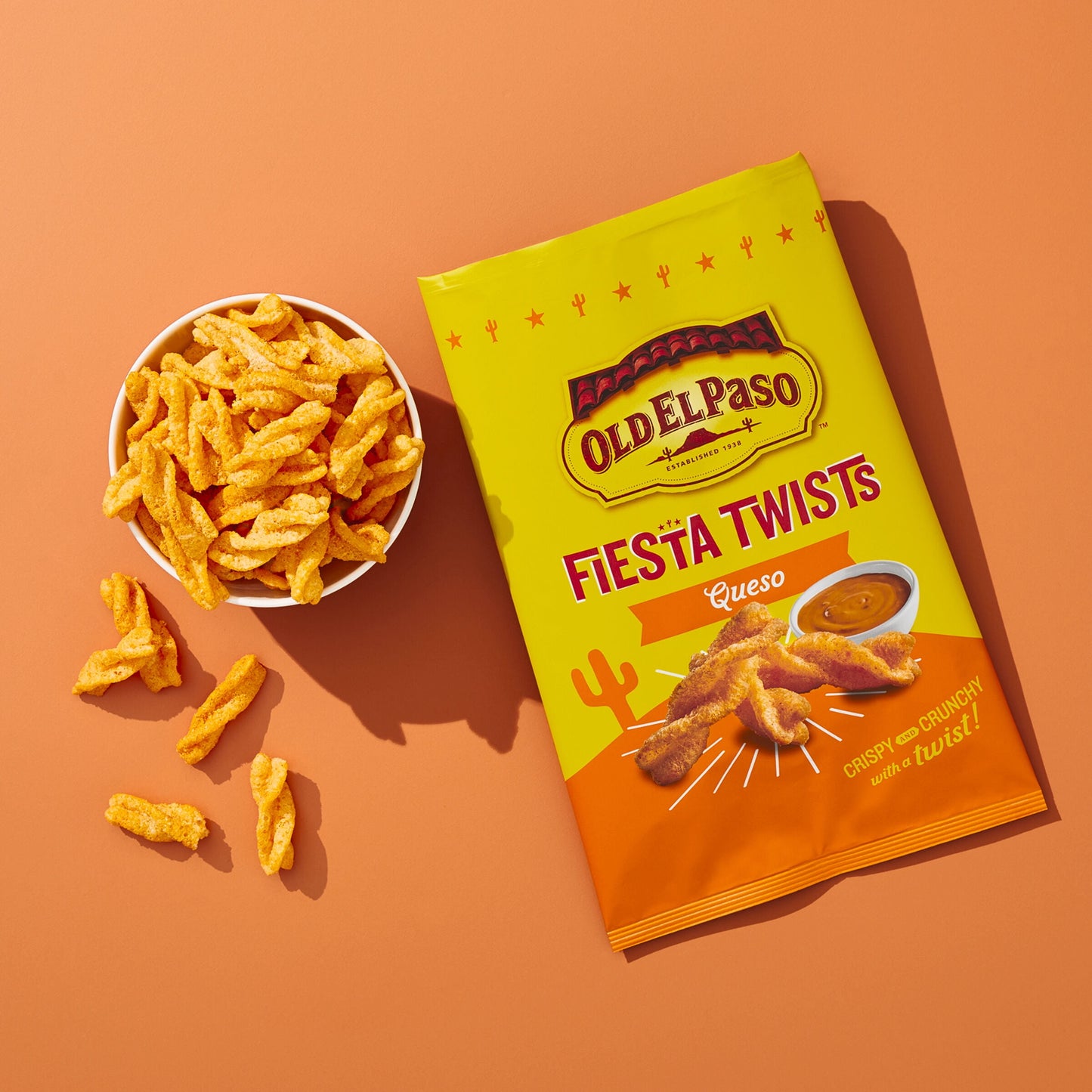 Old El Paso Fiesta Twists, Queso Cheese, Crispy Corn Snacks, 5.5 oz