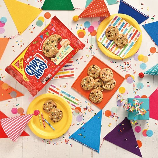 CHIPS AHOY! Chewy Confetti Cake Chocolate Chip Cookies with Sprinkles, Family Size, 14.38 oz